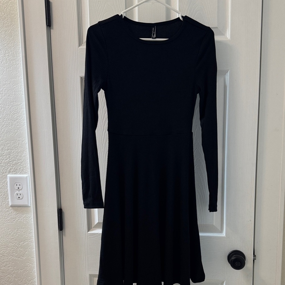 PrettyGarden Black Long Sleeve Ribbed  Dress